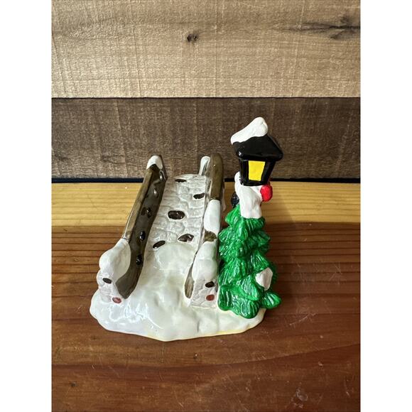 Christmas Giant Bridge Christmas Village - Picture 4 of 5